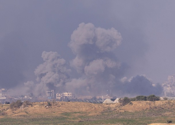 以軍密集轟炸加薩北部難民營　至少30死